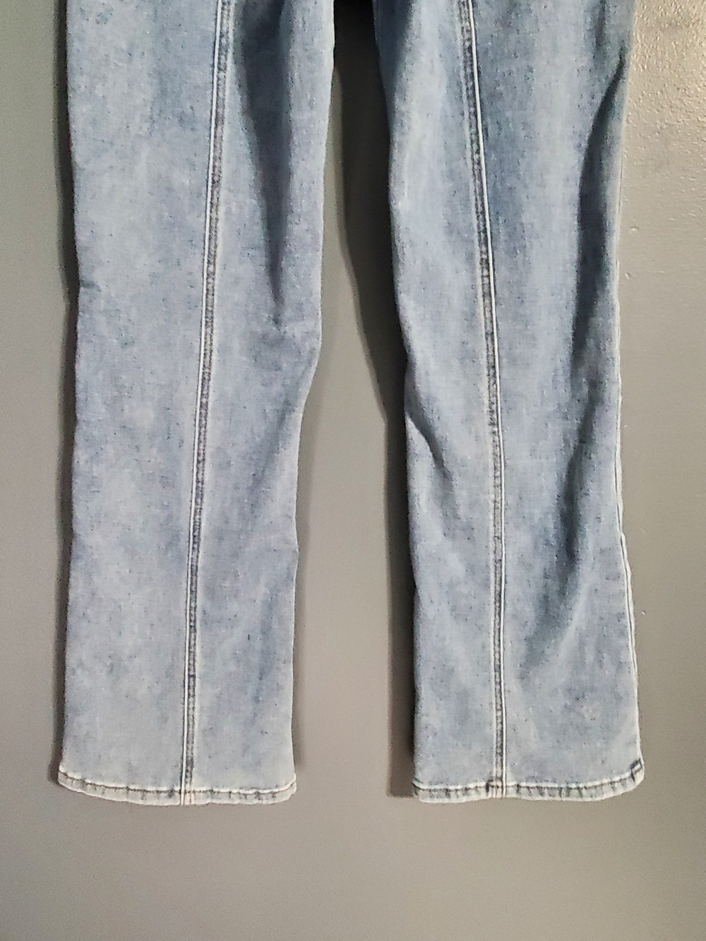 Paris Hilton Bootcut Jeans with Navy Star Patches Women's Size 2 - Picture 3 of 8